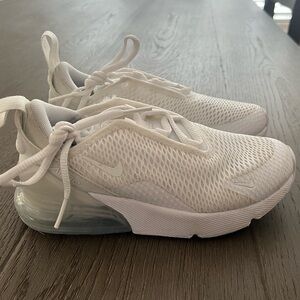 Nike Little Kids' Air Max 270 Casual Sneakers. Size 13. Like New